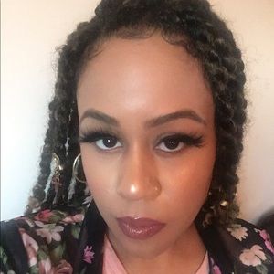 Meet your Posher, Kamelle